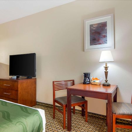 Quality Inn & Suites Decatur - Atlanta East Lithonia Eksteriør billede